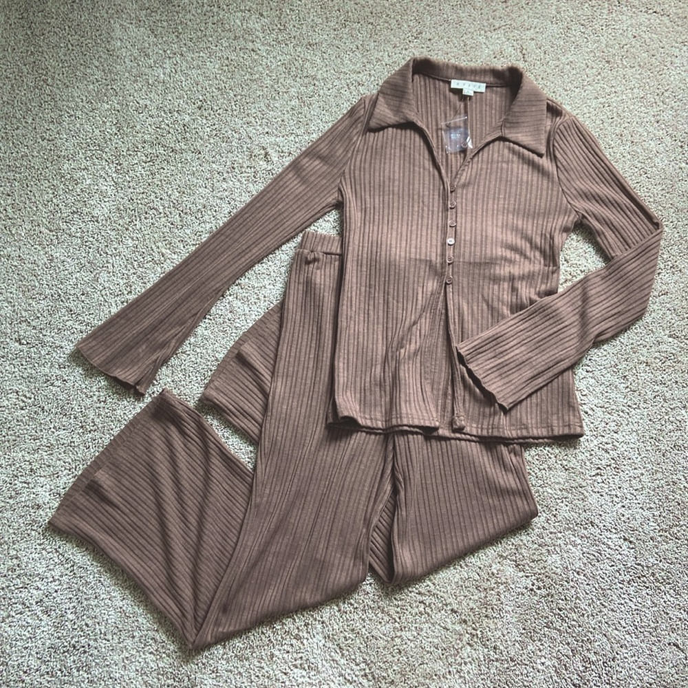 HYFVE • Taupe Ribbed Long Sleeve Flared Pants Set